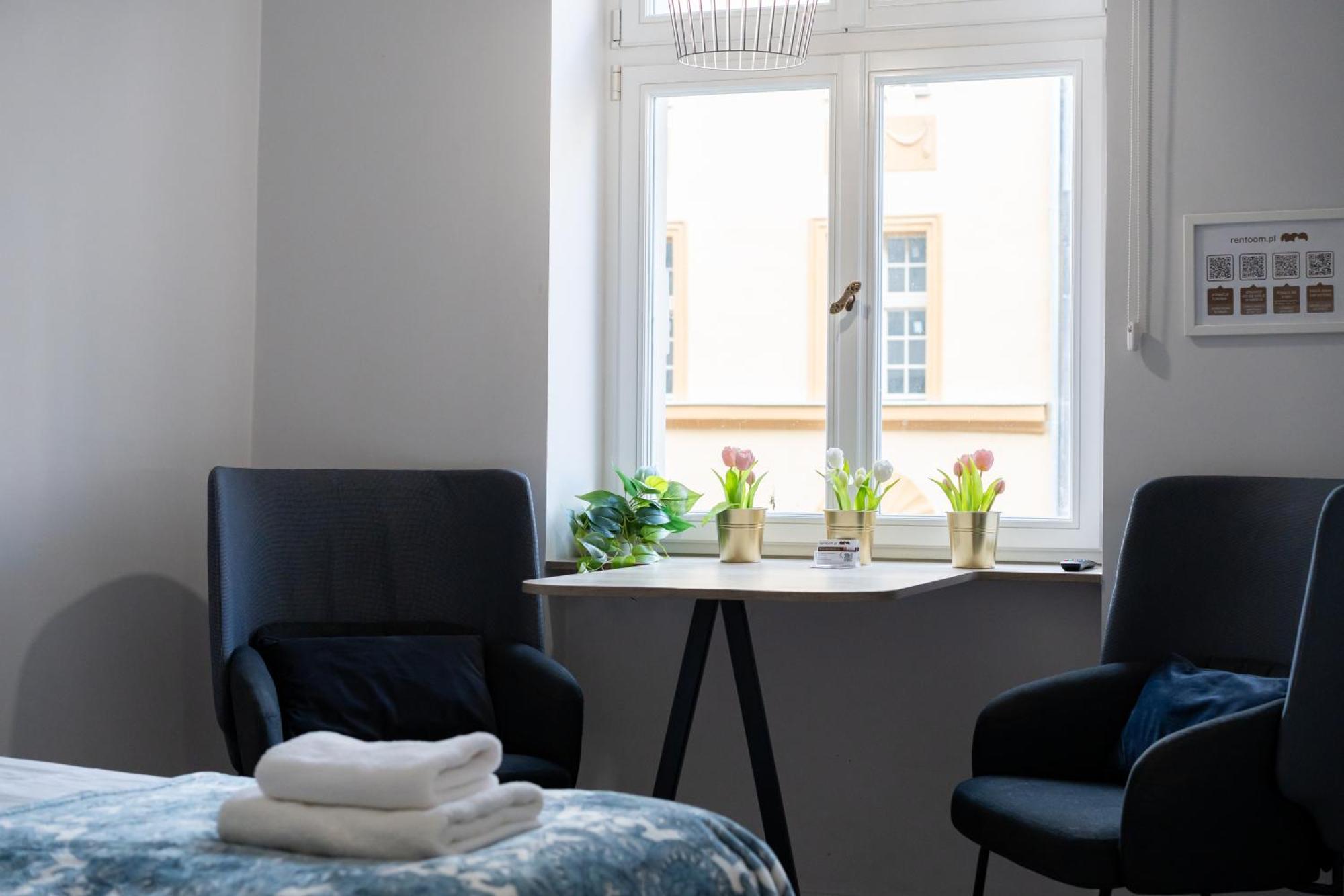 Aparthotel Przy Bulwarze By Rentoom Torun Bagian luar foto